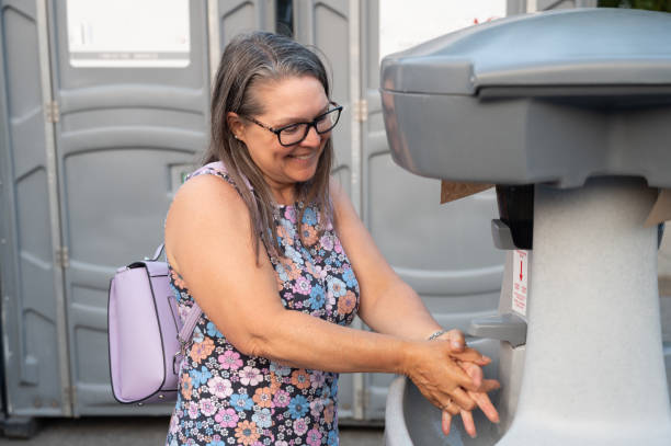 Best Emergency porta potty rental  in Valparaiso, FL